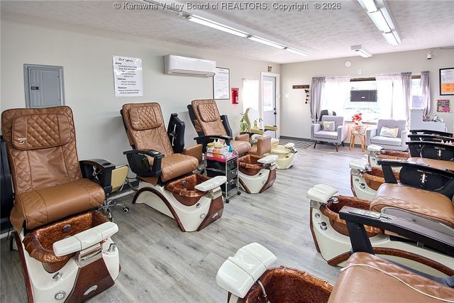 4014 MacCorkle Avenue Sw, South Charleston, WV 25309