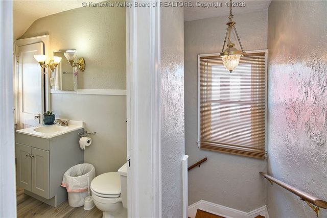 4014 MacCorkle Avenue Sw, South Charleston, WV 25309