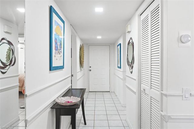 7320 Glenmoor LN 2206, Naples, FL 34104