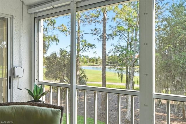 7320 Glenmoor LN 2206, Naples, FL 34104