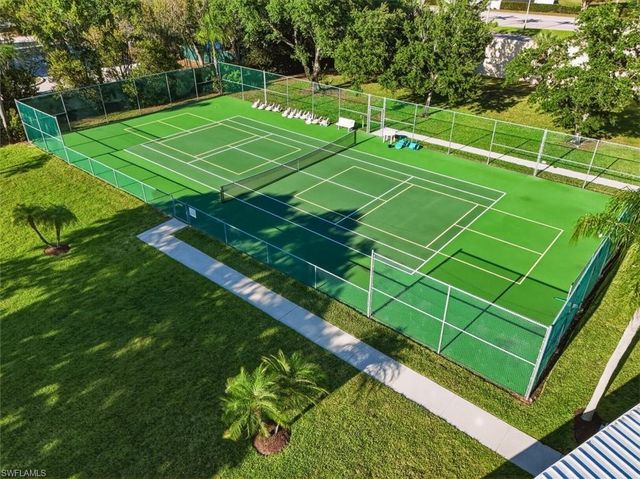 7320 Glenmoor LN 2206, Naples, FL 34104