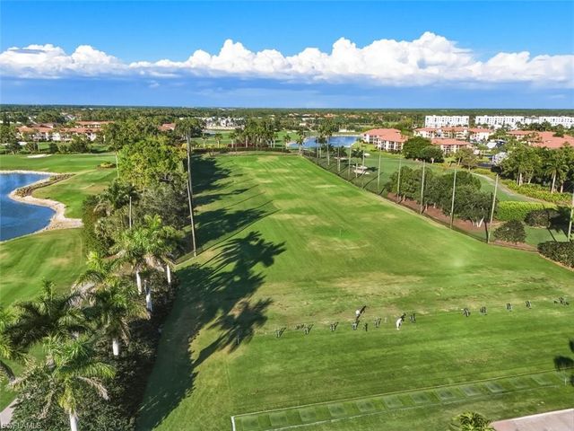 7320 Glenmoor LN 2206, Naples, FL 34104
