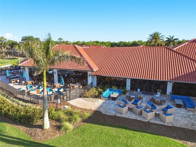 7320 Glenmoor LN 2206, Naples, FL 34104