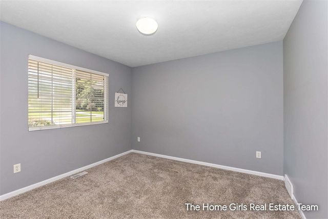 10333 Meadowgate Drive, Sparta, MI 49345