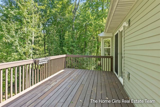 10333 Meadowgate Drive, Sparta, MI 49345