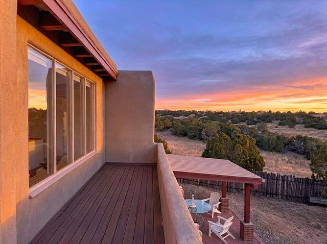 3 Manzano Court, Santa Fe, NM 87508