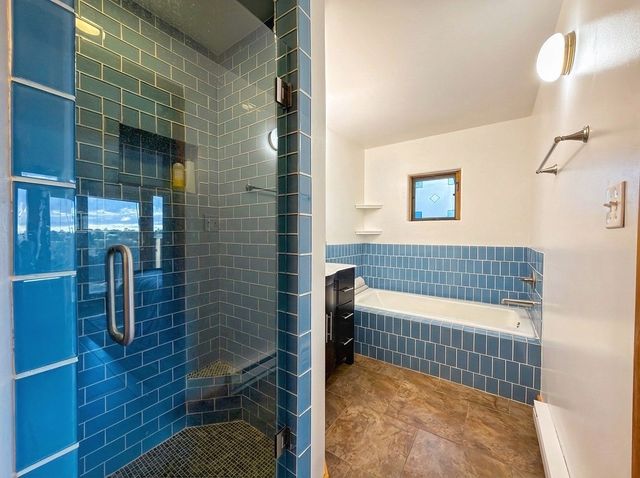 3 Manzano Court, Santa Fe, NM 87508