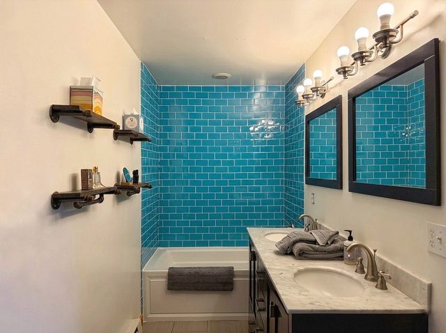 3 Manzano Court, Santa Fe, NM 87508