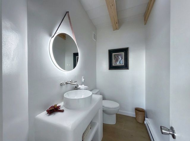 3 Manzano Court, Santa Fe, NM 87508