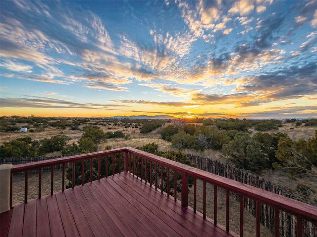 3 Manzano Court, Santa Fe, NM 87508