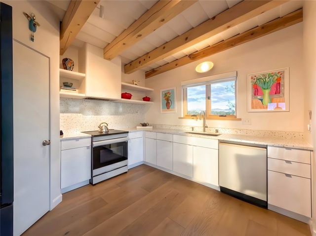 3 Manzano Court, Santa Fe, NM 87508