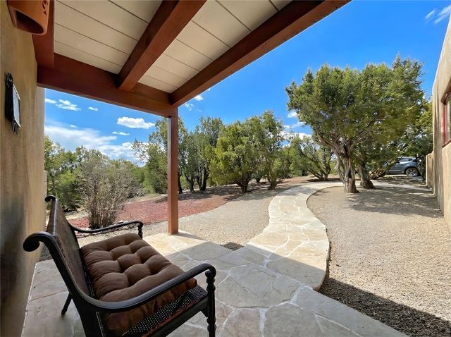 3 Manzano Court, Santa Fe, NM 87508