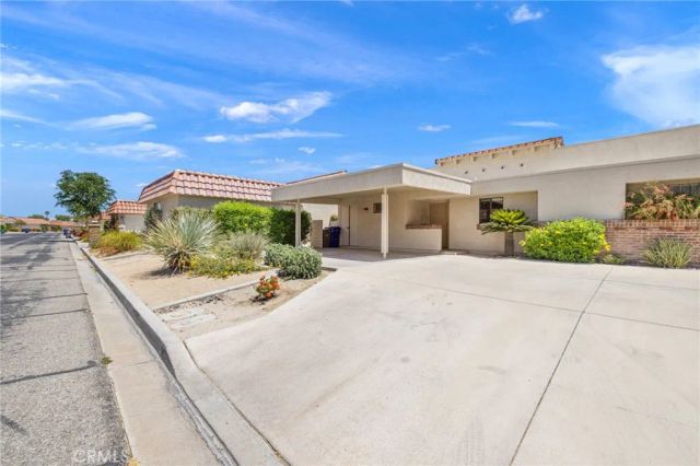 40514 Bay Hill Way, Palm Desert, CA 92211