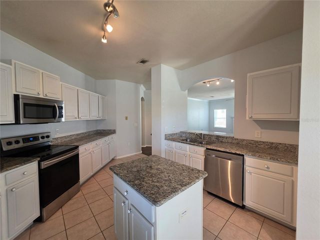 191 VILLA DI ESTE TERRACE 205, Lake Mary, FL 32746