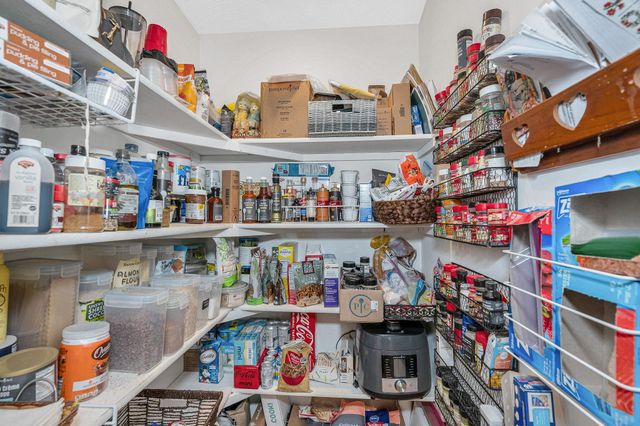 5 Meghan Drive, Nashua, NH 03063