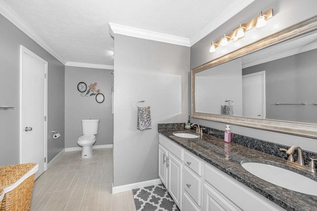 5 Meghan Drive, Nashua, NH 03063