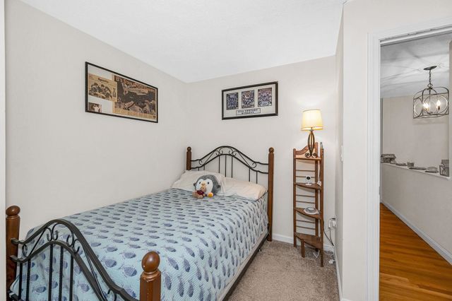 5 Meghan Drive, Nashua, NH 03063