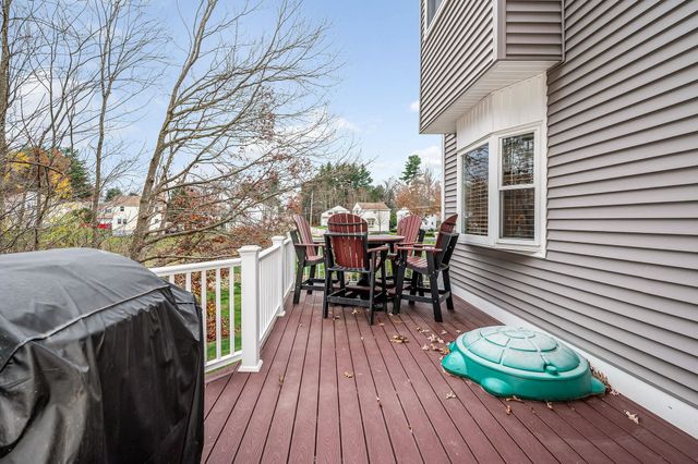 5 Meghan Drive, Nashua, NH 03063