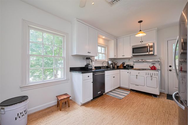 501 Gale Street, Houston, TX 77009