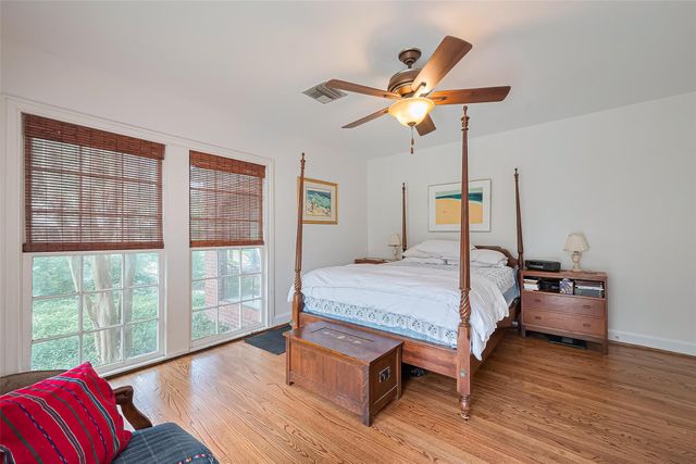 501 Gale Street, Houston, TX 77009