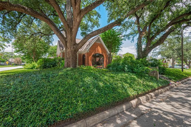 501 Gale Street, Houston, TX 77009