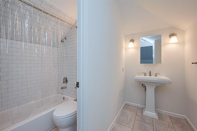 501 Gale Street, Houston, TX 77009