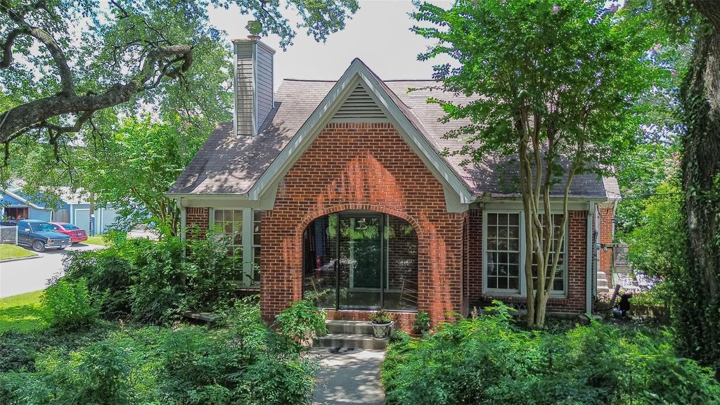 501 Gale Street, Houston, TX 77009
