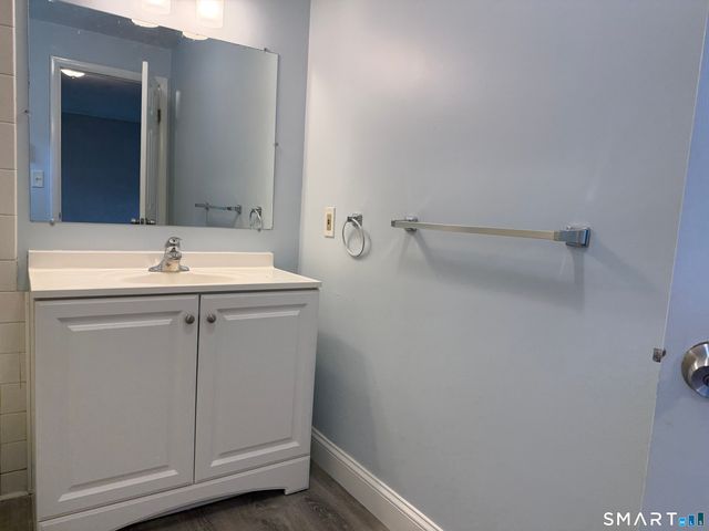 54 Monroe Street, Branford, CT 06405