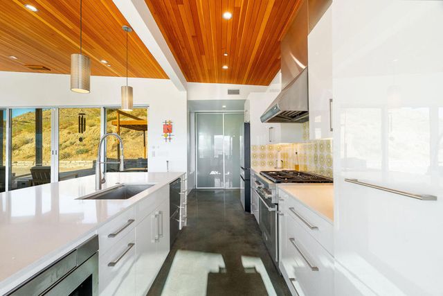 53145 Northridge Road, Morongo Valley, CA 92256