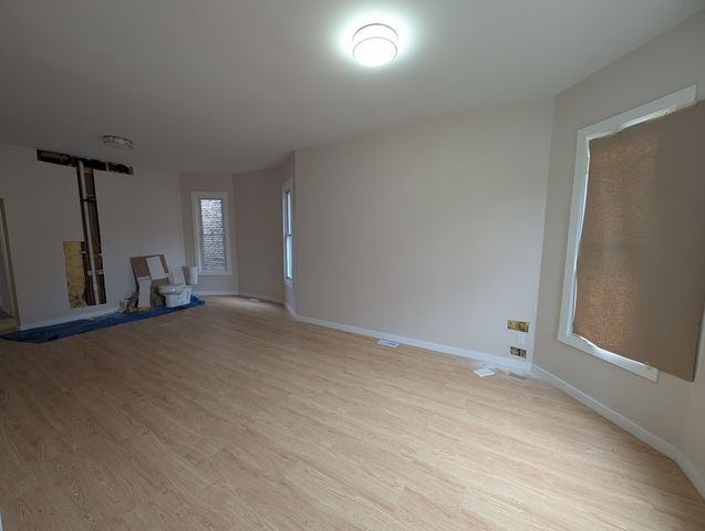 654 E 92nd Place, Chicago, IL 60619