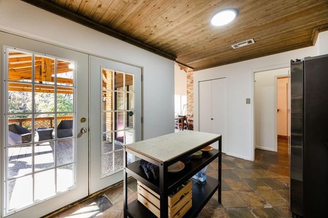 24617 Camwood Road, Huntsville, TX 77320