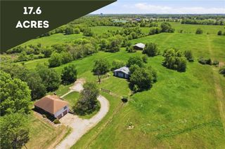24801 E Cowherd Road, Blue Springs, MO 64015