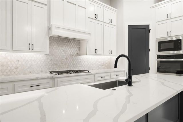 7120 NW 155th Street, Edmond, OK 73013