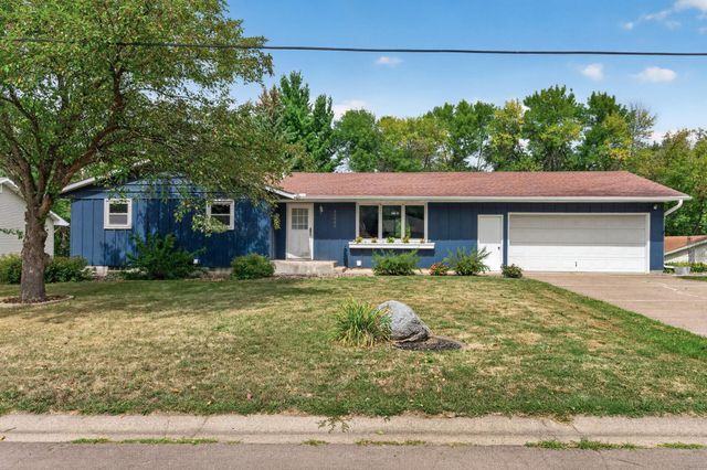 30880 Belair Drive, Lindstrom, MN 55045