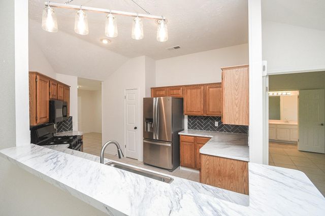 2303 Old Dixie Drive, Richmond, TX 77406