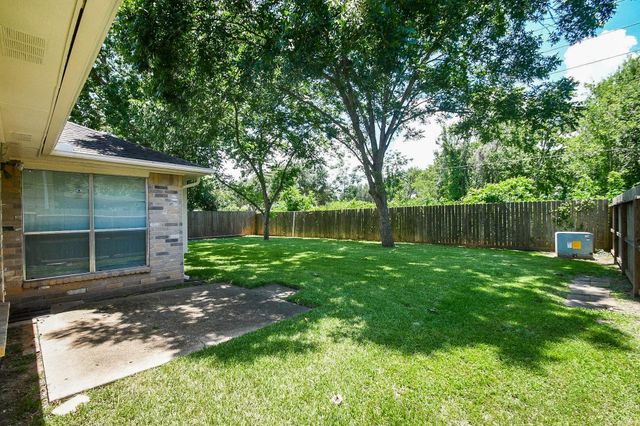 2303 Old Dixie Drive, Richmond, TX 77406