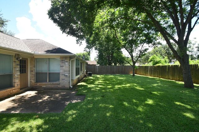 2303 Old Dixie Drive, Richmond, TX 77406
