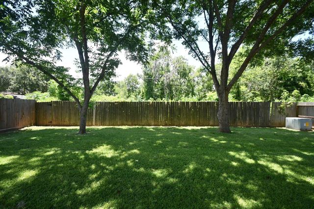 2303 Old Dixie Drive, Richmond, TX 77406