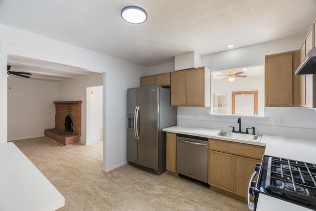 4310 Nicole Court SW, Albuquerque, NM 87105