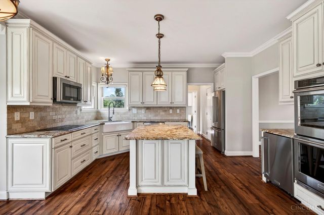5237 Traverse Court, West Chester, OH 45069