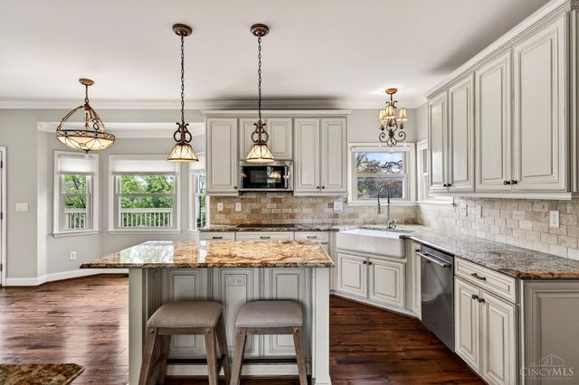 5237 Traverse Court, West Chester, OH 45069