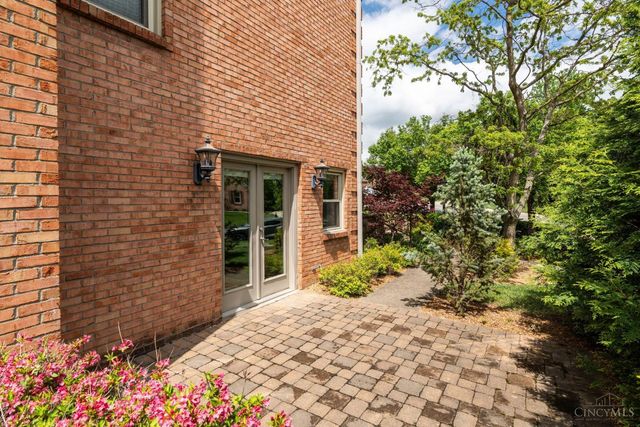 5237 Traverse Court, West Chester, OH 45069