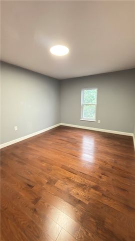 898 Speyer Ave, Monaca, PA 15061
