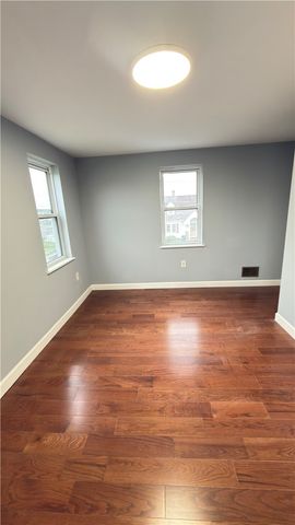 898 Speyer Ave, Monaca, PA 15061