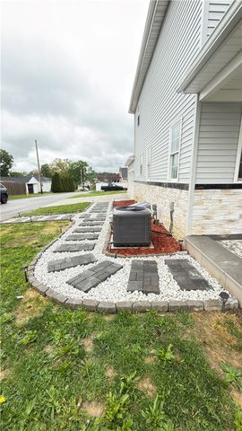 898 Speyer Ave, Monaca, PA 15061