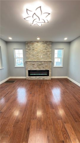 898 Speyer Ave, Monaca, PA 15061