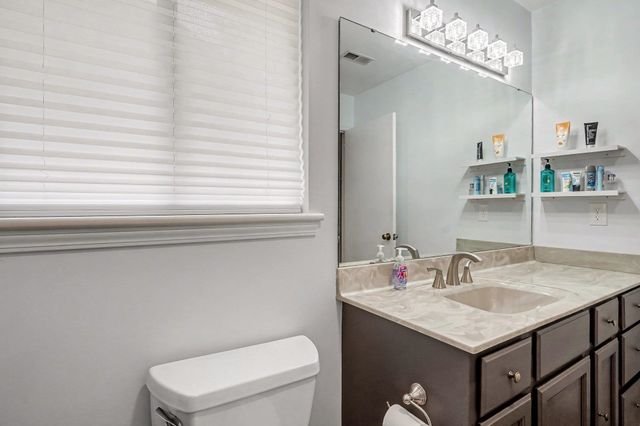 103 Hickory Dr., Conway, SC 29526