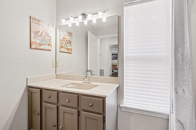 103 Hickory Dr., Conway, SC 29526