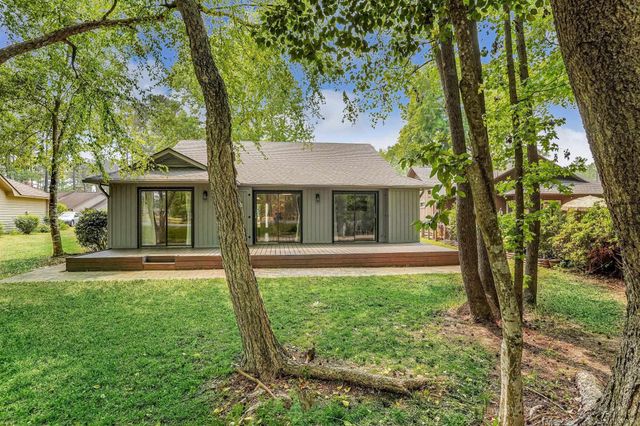 103 Hickory Dr., Conway, SC 29526