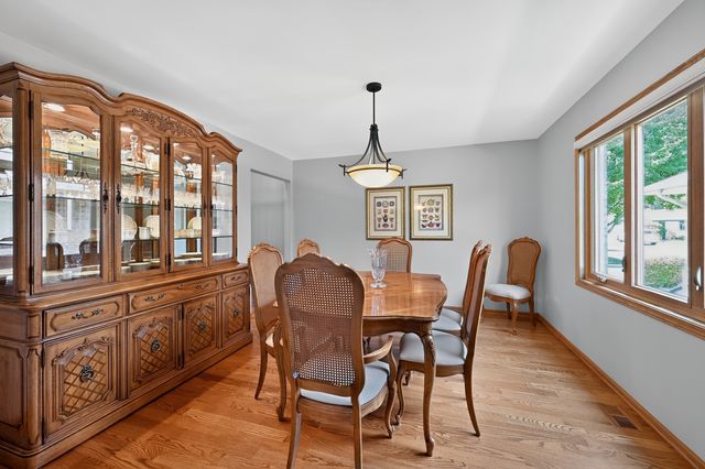 10841 Long Avenue, Oak Lawn, IL 60453